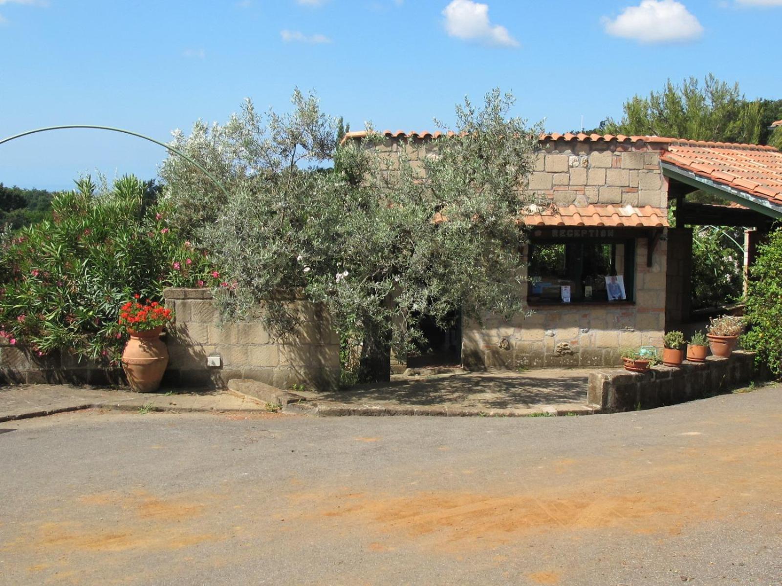Il Borgo Centro Vacanze グアルディスタッロ エクステリア 写真